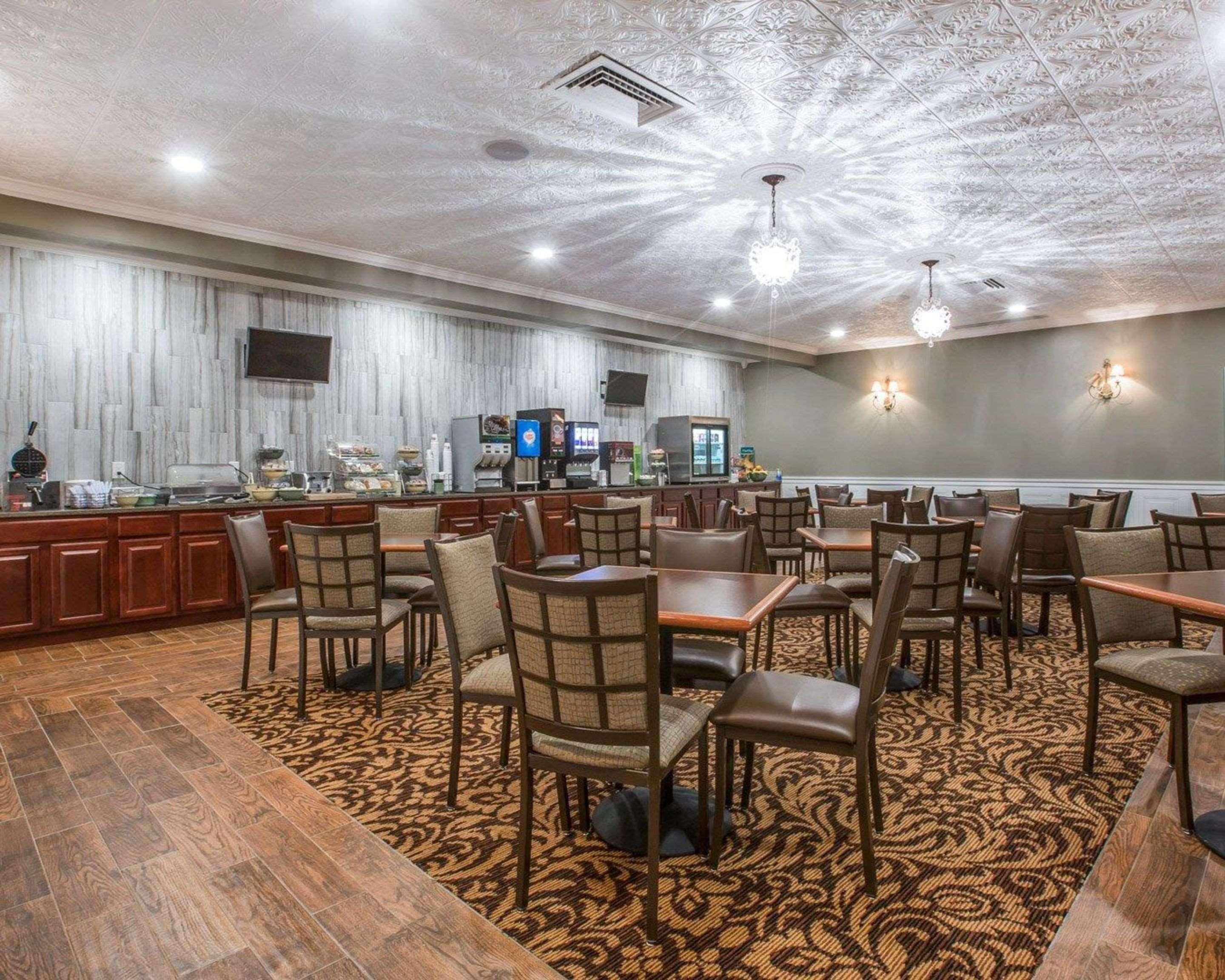St Lawrence Hotel Massena Exterior photo