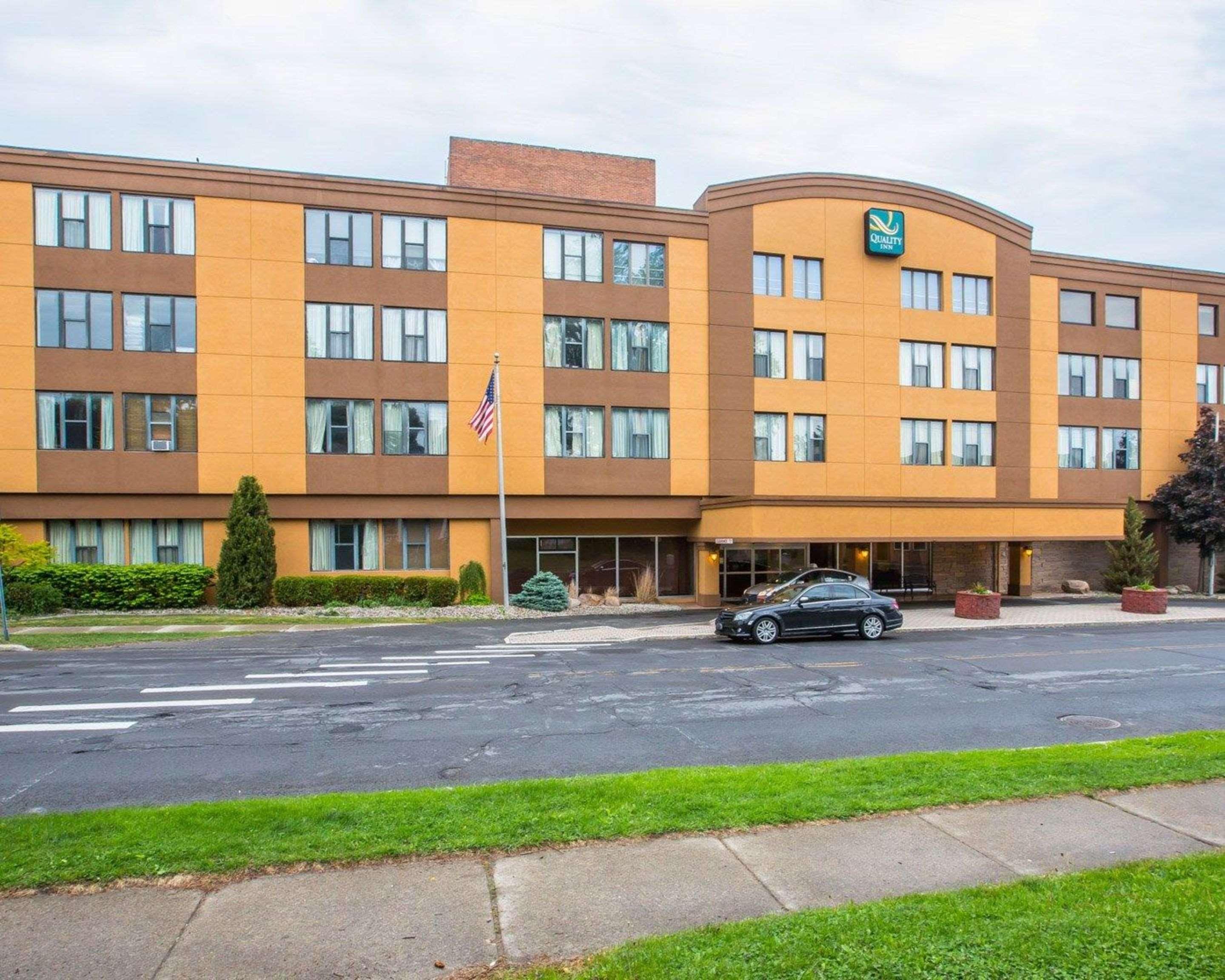 St Lawrence Hotel Massena Exterior photo